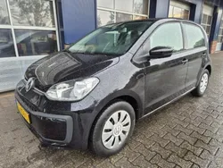 Zwart, andere lak Gebruikt 2019 VW up! move up! Hatchback | € 8.950 (Eerlijke prijs)