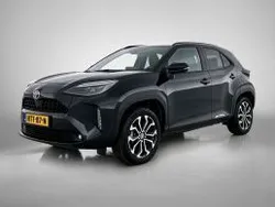 Zwart metallic Gebruikt 2024 Toyota Yaris Cross Limited SUV | € 31.445 (Eerlijke prijs)