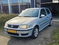 Grijs Gebruikt 2000 VW Polo Trendline Hatchback | € 1.450 (Eerlijke prijs)