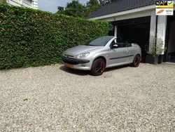 Grijs Gebruikt 2002 Peugeot 206 CC Cabriolet | € 1.000 (Goede deal)