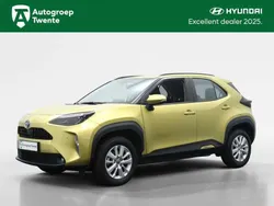 Goud, metallic lak Gebruikt 2023 Toyota Yaris Cross Comfort SUV | € 25.450 (Goede deal)