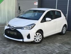 Wit Gebruikt 2016 Toyota Yaris Hatchback | € 7.999 (Eerlijke prijs)
