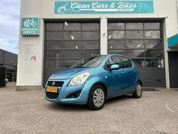 Blauw Gebruikt 2013 Suzuki Splash Hatchback | € 4.999 (Eerlijke prijs)
