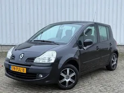 Zwart Gebruikt 2011 Renault Modus Dynamique MPV | € 3.349 (Eerlijke prijs)