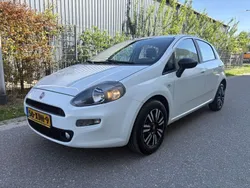 Wit Gebruikt 2012 Fiat Punto Pop Hatchback | € 3.799 (Eerlijke prijs)