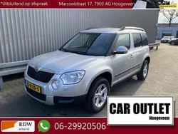 Grijs Gebruikt 2010 Skoda Yeti Ambition SUV | € 4.750 (Eerlijke prijs)