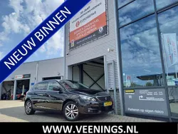 Zwart Gebruikt 2020 Peugeot 308 Premium Hatchback | € 13.400 (Eerlijke prijs)
