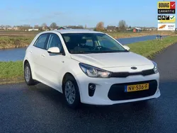 Wit Gebruikt 2017 Kia Rio Hatchback | € 10.950 (Eerlijke prijs)