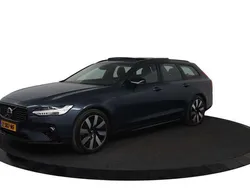 Blauw Gebruikt 2024 Volvo V90 Ultra Stationwagen | € 54.900 (Eerlijke prijs)