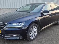 Zwart Gebruikt 2016 Skoda Superb Business Line Stationwagen | € 8.950 (Duur)