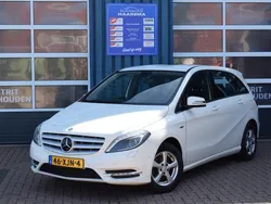 Wit Gebruikt 2012 Mercedes B180 Ambition MPV | € 10.350 (Iets duurder)