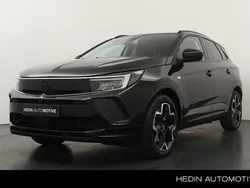 Zwart Gebruikt 2022 Opel Grandland X Ultimate SUV | € 28.445 (Eerlijke prijs)