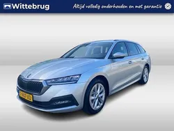 Zilver Gebruikt 2023 Skoda Octavia Ambition Stationwagen | € 23.450 (Eerlijke prijs)