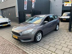 Bruin Gebruikt 2015 Ford Focus Trend Stationwagen | € 5.999 (Eerlijke prijs)