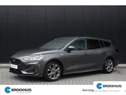 Grijs Gebruikt 2022 Ford Focus ST-Line Stationwagen | € 21.800 (Eerlijke prijs)