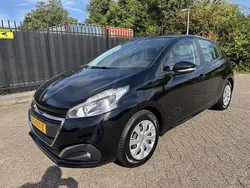 Zwart Gebruikt 2016 Peugeot 208 Hatchback | € 5.950 (Goede deal)