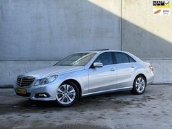 Grijs Gebruikt 2009 Mercedes E500 Avantgarde Sedan | € 29.950