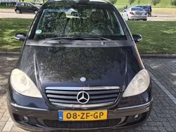 Zwart Gebruikt 2008 Mercedes 170 Avantgarde Stationwagen | € 1.250