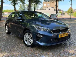 Blauw Gebruikt 2019 Kia Ceed Hatchback | € 10.000 (Super prijs)