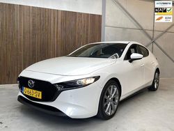 Wit, metallic lak Gebruikt 2019 Mazda 3 Comfort Hatchback | € 15.999 (Eerlijke prijs)