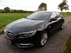 Zwart Gebruikt 2019 Opel Insignia Sport Hatchback | € 18.995 (Goede deal)