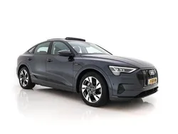 Manhattangrau metallic (x7l) (grijs metallic) Gebruikt 2020 Audi e-tron Sportback Business SUV | € 28.945