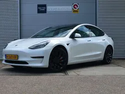 Wit Gebruikt 2021 Tesla Model 3 Performance Sedan | € 32.999 (Eerlijke prijs)