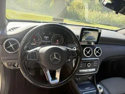 Wit Gebruikt 2015 Mercedes A160 Prestige Stationwagen | € 10.000 (Goede deal)