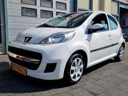 Wit Gebruikt 2012 Peugeot 107 Hatchback | € 2.850 (Eerlijke prijs)