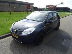 Blauw Gebruikt 2012 Dacia Sandero Hatchback | € 2.695 (Goede deal)