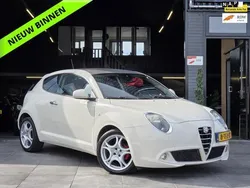 Wit Gebruikt 2014 Alfa Romeo MiTo Distinctive Hatchback | € 5.444 (Eerlijke prijs)
