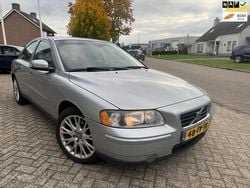 Grijs Gebruikt 2007 Volvo S60 Kinetic Sedan | € 2.495 (Goede deal)
