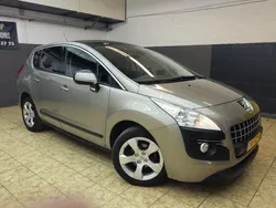 Grijs Gebruikt 2012 Peugeot 3008 Active MPV | € 5.499 (Eerlijke prijs)