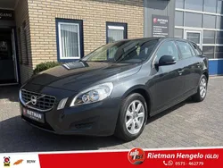 Grijs Gebruikt 2012 Volvo V60 Kinetic Stationwagen | € 11.450 (Duur)