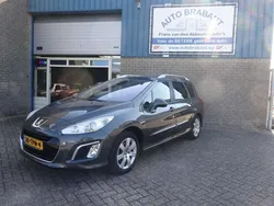 Grijs Gebruikt 2012 Peugeot 308 Stationwagen | € 3.950 (Iets duurder)