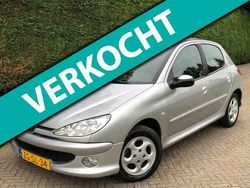 Grijs Gebruikt 1999 Peugeot 206 Hatchback | € 1.250 (Eerlijke prijs)