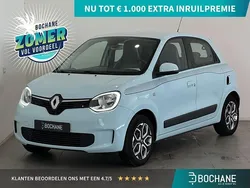 Bleu dragee (rpp) (licht blauw) Gebruikt 2020 Renault Twingo Collection Hatchback | € 8.900 (Eerlijke prijs)