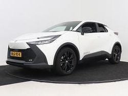 Wit Gebruikt 2025 Toyota C-HR Business Edition SUV | € 35.750 (Super prijs)