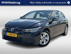Zwart Gebruikt 2021 VW Golf VIII Life Hatchback | € 22.450 (Goede deal)