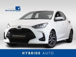 Wit Gebruikt 2024 Toyota Yaris Hybrid Hatchback | € 21.950 (Eerlijke prijs)