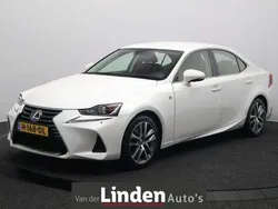 Wit Gebruikt 2020 Lexus IS300h Sedan | € 24.950 (Eerlijke prijs)