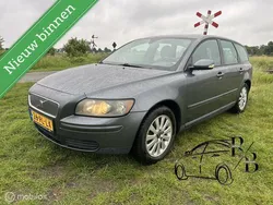 Grijs, metallic lak Gebruikt 2005 Volvo V50 Kinetic Stationwagen | € 1.999 (Eerlijke prijs)