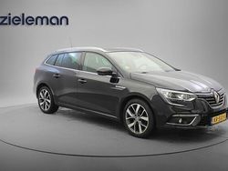 Zwart Gebruikt 2016 Renault Mégane GrandTour Bose Edition Stationwagen | € 6.845