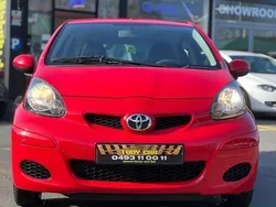 Rood Gebruikt 2010 Toyota Aygo Hatchback | € 5.499 (Iets duurder)