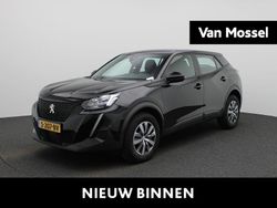 Zwart Gebruikt 2023 Peugeot 2008 Active SUV | € 17.900 (Goede deal)