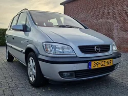 Grijs Gebruikt 2001 Opel Zafira Elegance MPV | € 1.500 (Eerlijke prijs)