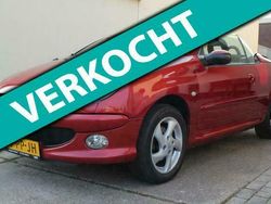 Rood Gebruikt 2004 Peugeot 206 CC Cabriolet | € 2.750 (Iets duurder)