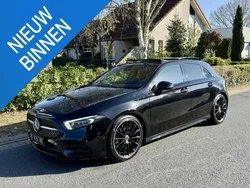 , metallic lak Gebruikt 2018 Mercedes A250 AMG Hatchback | € 28.450 (Eerlijke prijs)