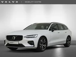 Wit Gebruikt 2022 Volvo V60 Plus Stationwagen | € 39.945 (Eerlijke prijs)