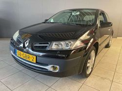 Zwart, metallic lak Gebruikt 2008 Renault Mégane III Hatchback | € 1.899 (Goede deal)